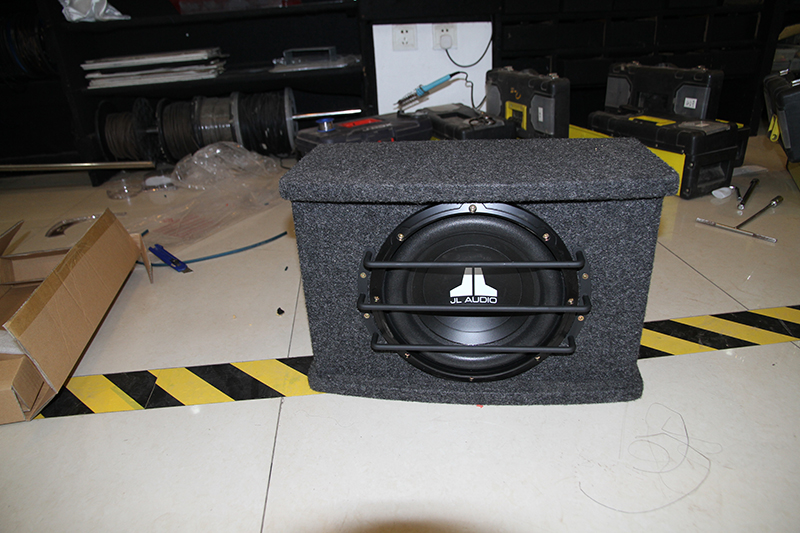 成都丰田雷凌音响改装升级,合肥市丰田皇冠汽车音响改装