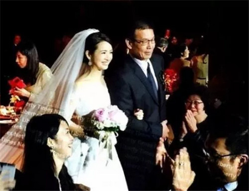 胡歌喜欢林依晨么,郑元畅是不是很喜欢林依晨