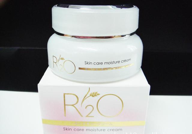 化妆品放在冰箱里过期了还能用吗 (化妆品过期了扔了可惜怎么用)