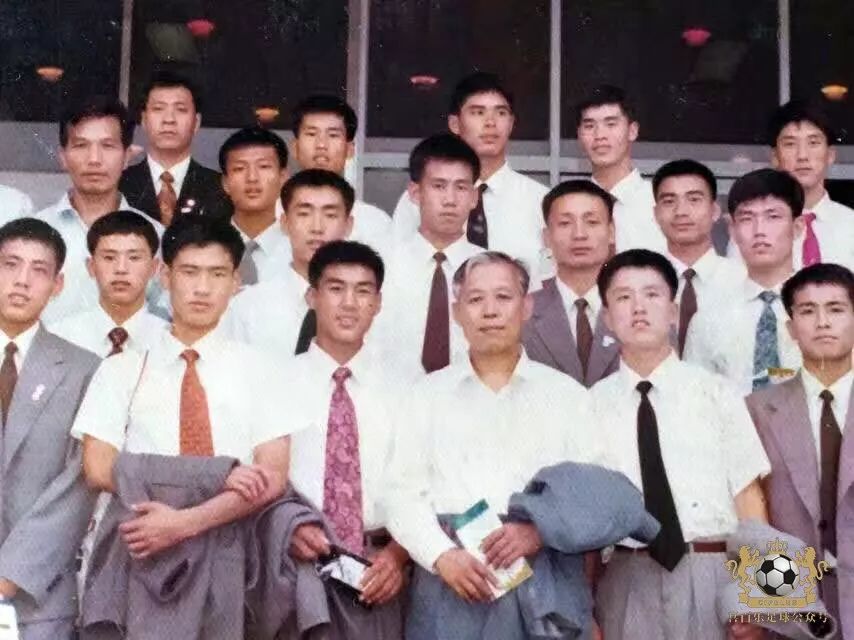 津门足球双百颂图片,津门足球双百颂签售会