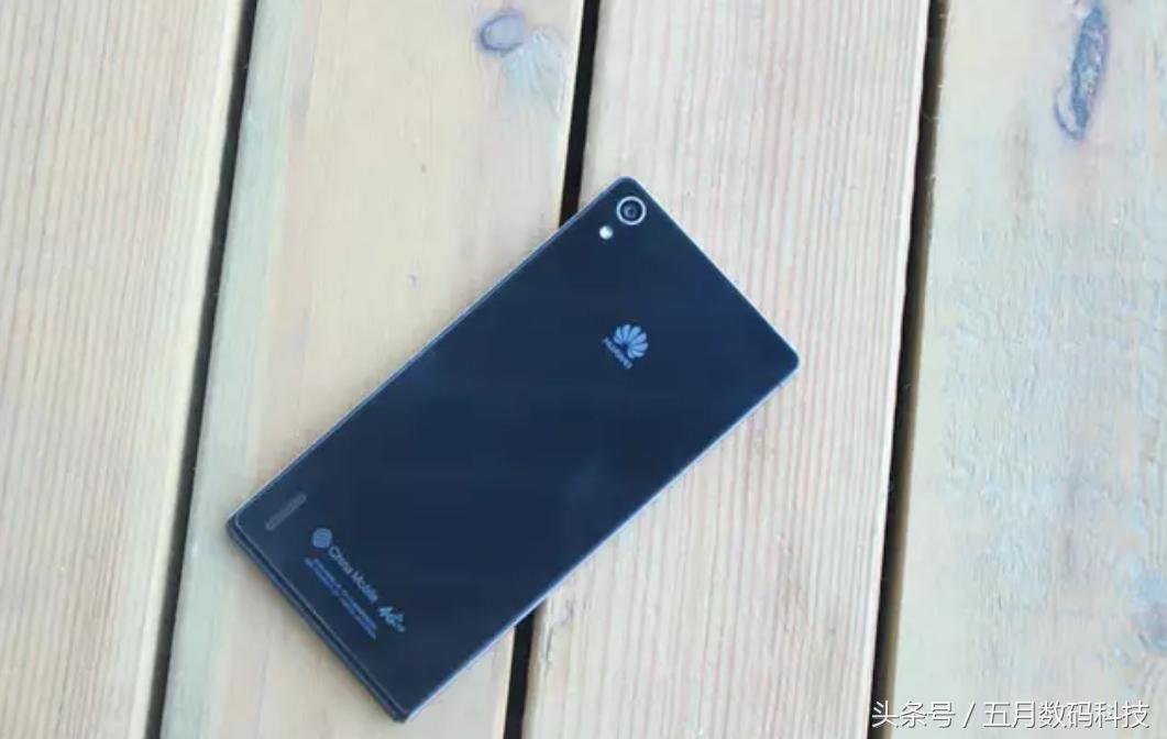 华为历代手机荣耀系列,华为手机荣耀系列最早的