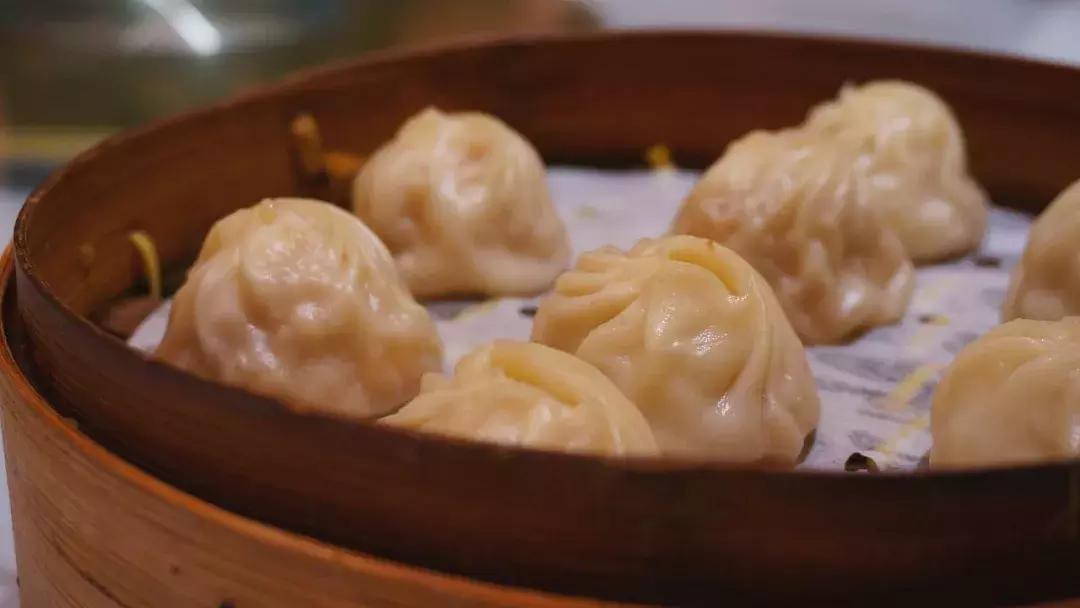 中国哪里的包子最好吃？广东叉烧包、天津狗不理、上海小笼包、成都韩包子、开封灌汤包、扬州三丁包……