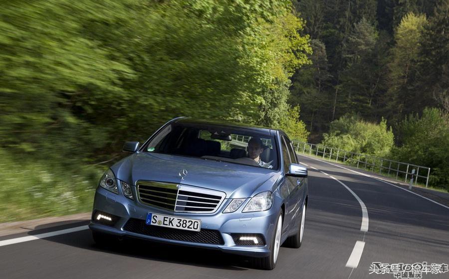 十二万公里的奔驰e200还能买吗,奔驰e200值不值得买