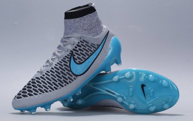 2014巴西世界杯专属球鞋,2014世界杯的球鞋
