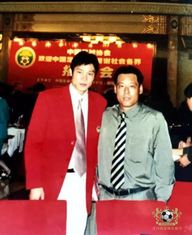 津门足球双百颂图片,津门足球双百颂签售会