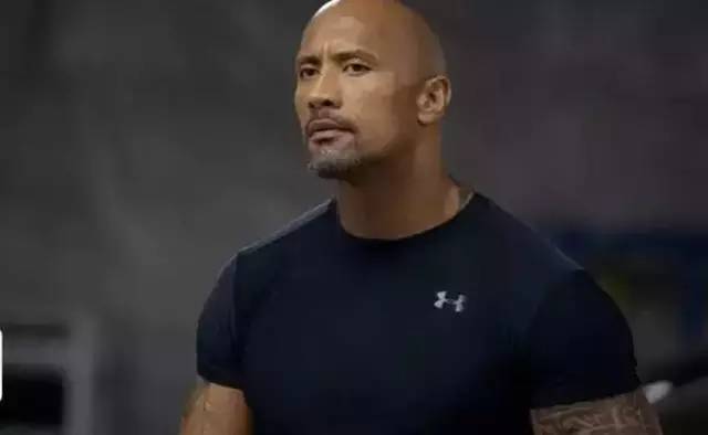 一套高颜值的健身装备,新手哪些健身运动装备值得入手