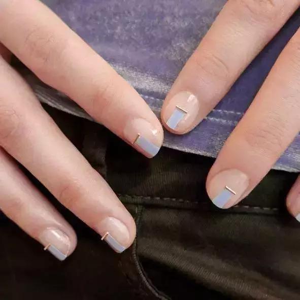 不用去美甲店了在家就能做美甲,美甲店做的美甲不想要了怎么办