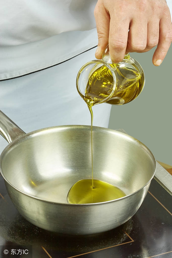 如何把不粘锅变成真正的不粘锅,自制不粘锅的小妙招