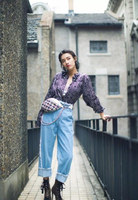 马思纯时装周,马思纯西装背头出席巴黎时装周