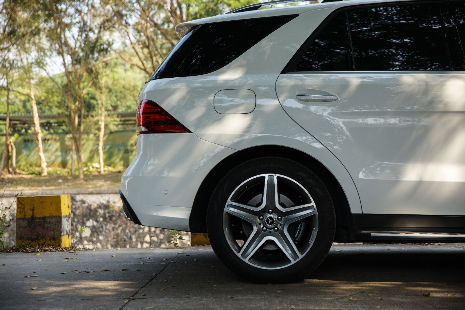 奔驰gle400与宝马x5比较,奔驰gle400和宝马x5怎么选择