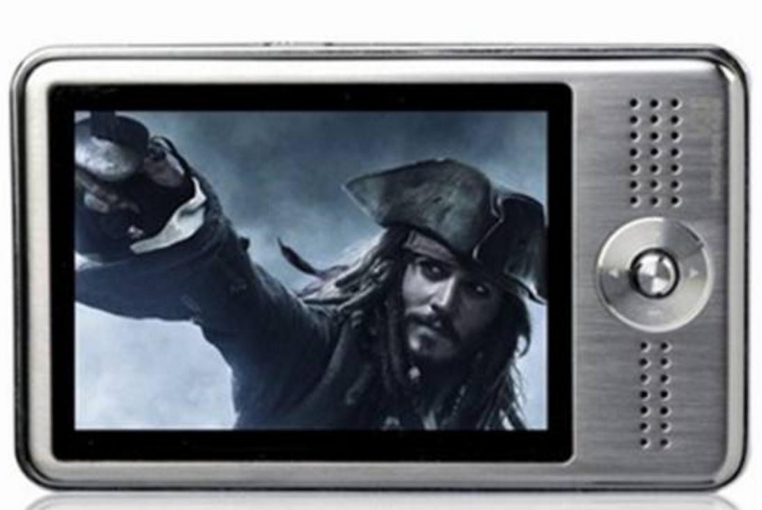 1寸屏幕看番的苦谁懂？说说当年你是怎么看动画片的？