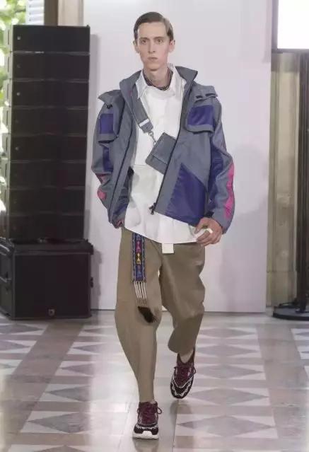 好看又便宜的运动鞋价格20元,好看又大牌的运动鞋