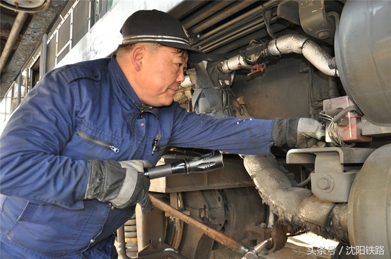 火眼金睛查隐患保春运安全,保春运畅通筑牢安全墙