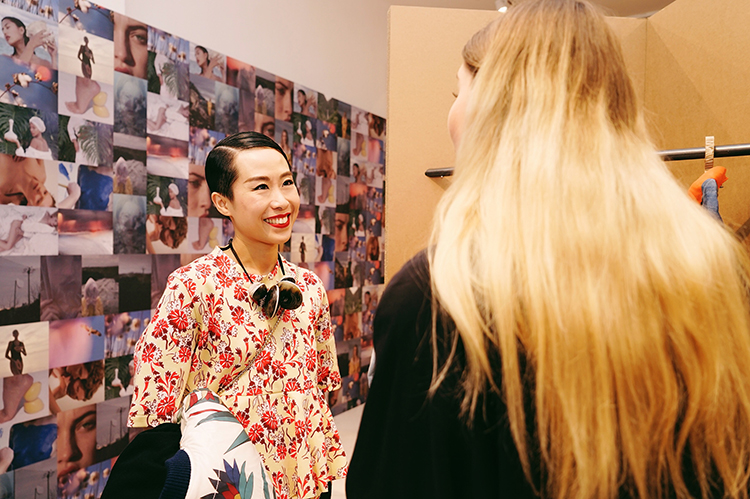 2018年米兰时装周秋冬成衣发布秀,米兰时装周第一场