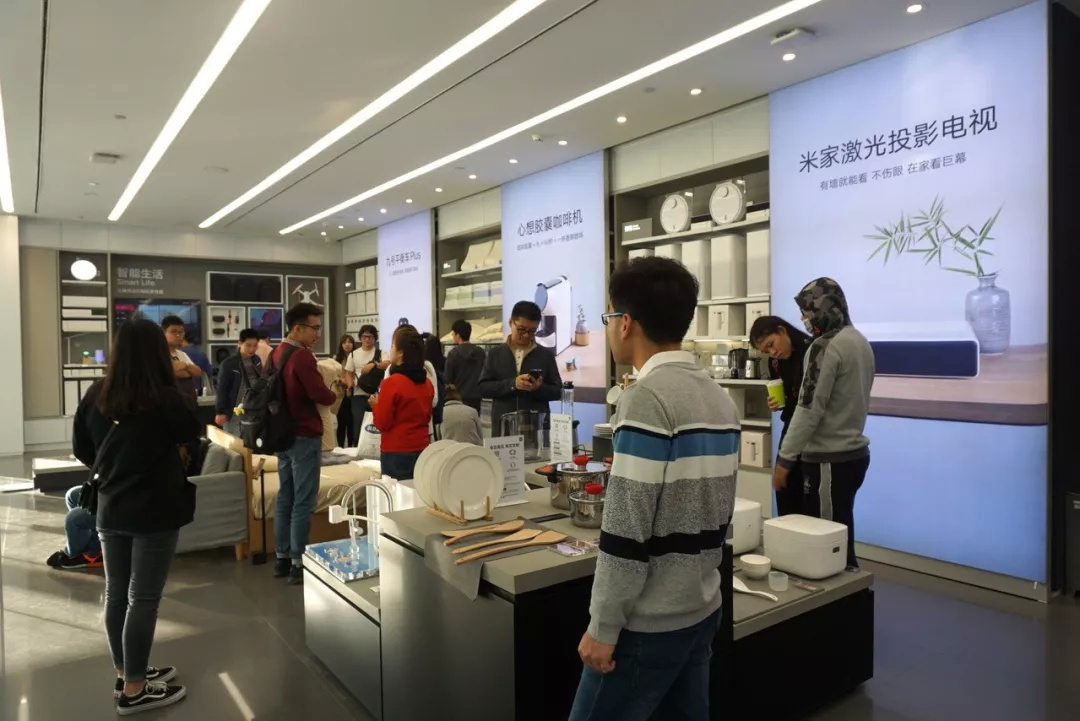 省代反水+开旗舰店,今年手机渠道怎么变