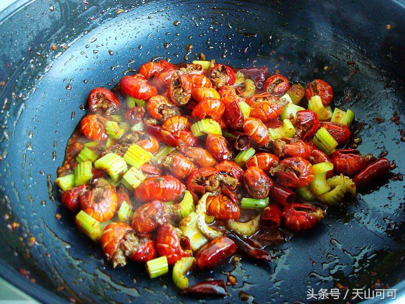 夜市麻辣虾尾最正宗的做法,麻辣虾尾怎么做好吃又简单视频