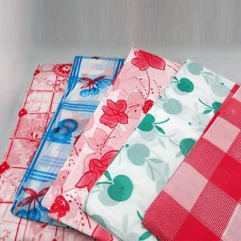 桌子污垢擦不掉怎么办,餐桌桌布上残留的污渍