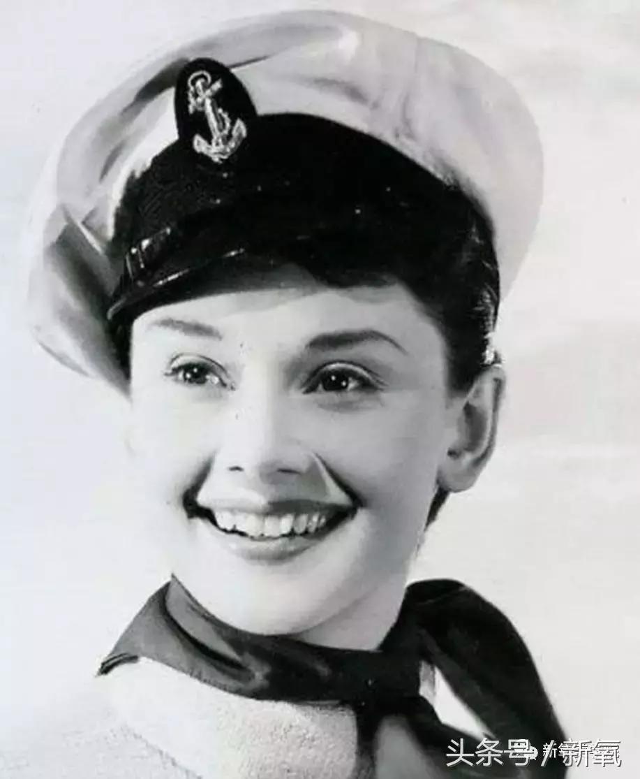 赫本与梦露为何命运差别大,梦露和赫本哪个更美