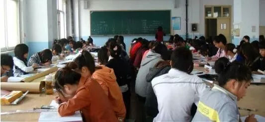 艺考生和普通考生哪个更有出路呢,艺考真的是条好出路吗