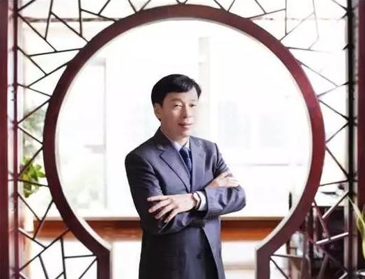 他将一罐粥卖到100亿，还把破烂不堪的村庄打造成“厦门第一村”