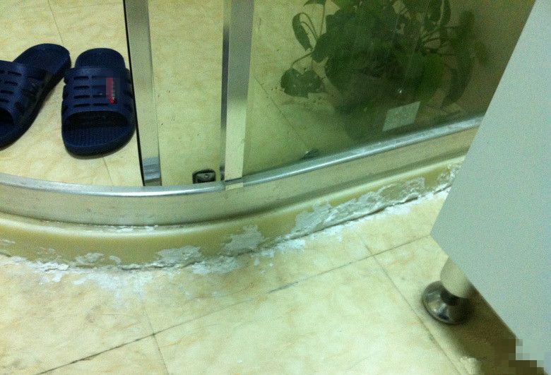 外墙填缝剂返碱怎么回事,地砖美缝剂反碱怎么处理