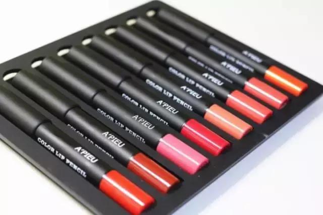 大牌自制口红推荐哪款好用,自制变色口红推荐哪款好用