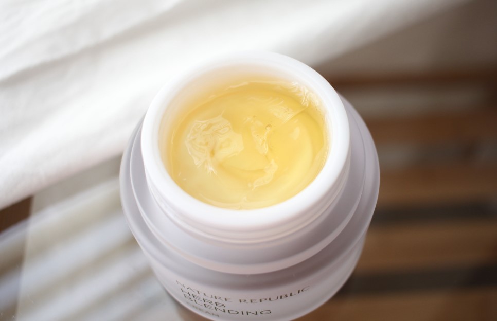 纯天然养肤面霜怎么样使用,韩国自然主义焕白面霜