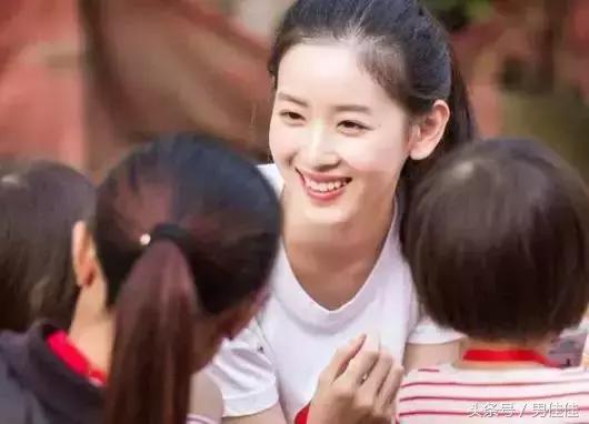 刘强东前女友目前在京东的职务,刘强东老婆年轻时的照片