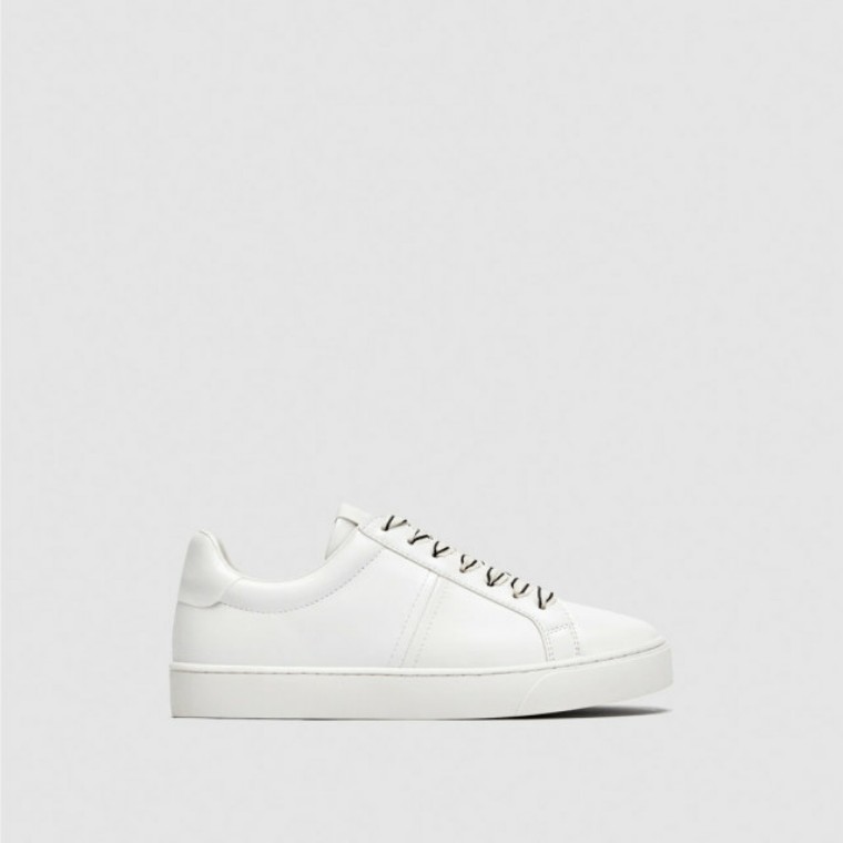 小白鞋老爹潮鞋怎么搭配,老爹鞋和小白鞋哪个更好搭配