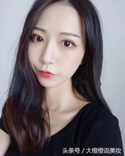 粉底液粉饼气垫bb使用顺序,气垫粉饼粉底液哪个遮瑕力强