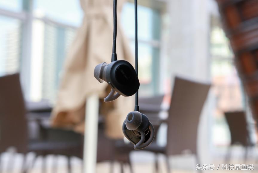 国际大牌的运动耳机做得怎样?我们对比了Bose与JBL的热门产品