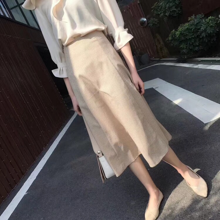 初春美衣时髦来袭,春装新款穿出气质高雅