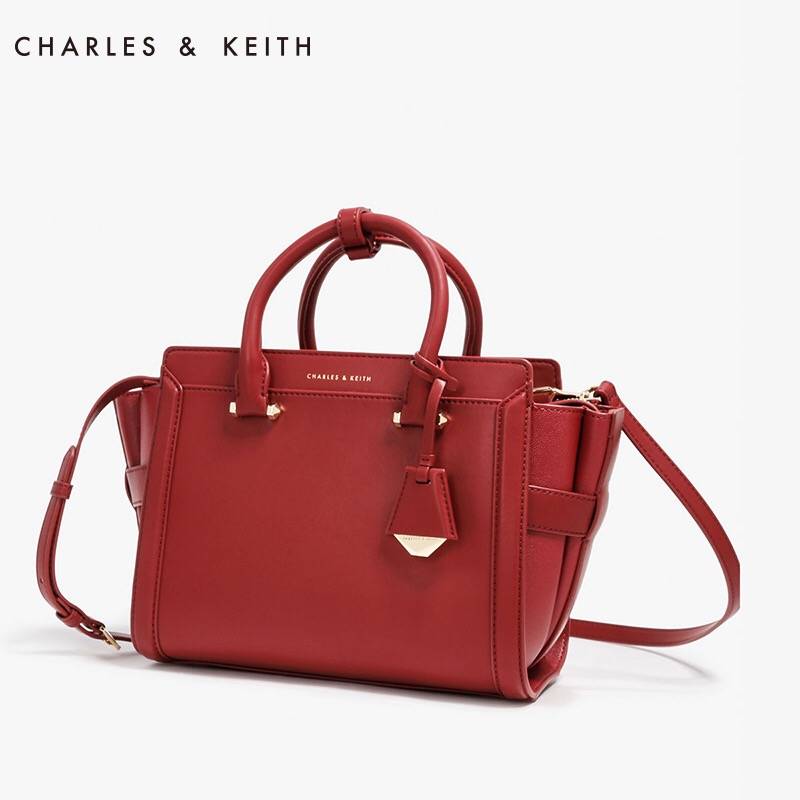 开工大吉带的东西,适合上班族的几款大牌包包分享