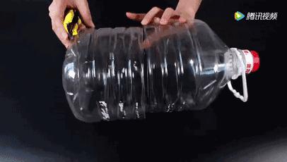 谁还买菜啊,空油桶剪两刀,蔬菜多到吃不完!