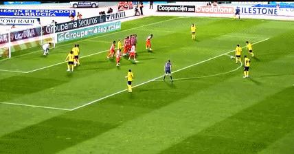 梅西十大经典直接任意球破门,梅西任意球和c罗任意球