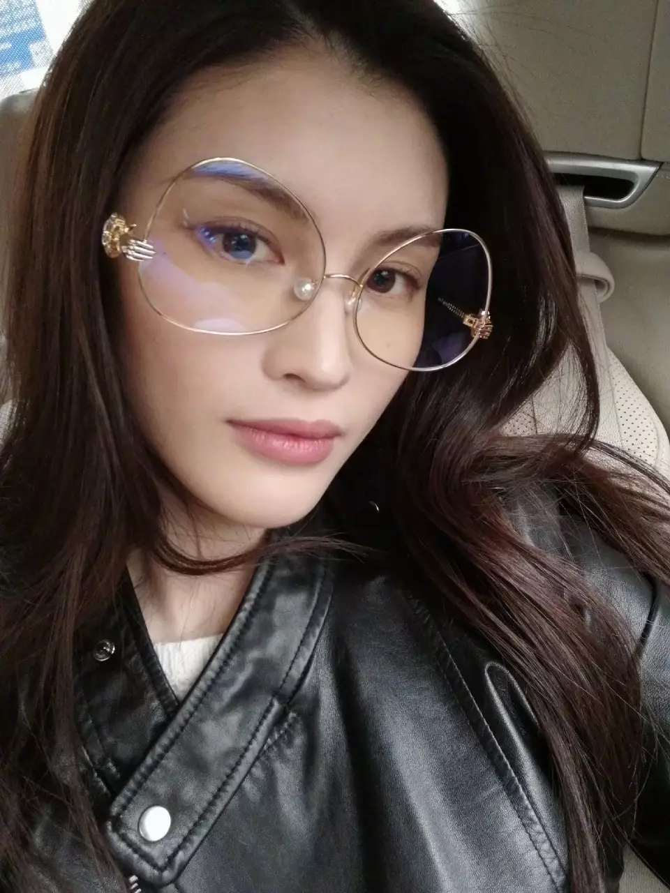 wuli凡哥给出的镜框style让你在这个初春造型满分！