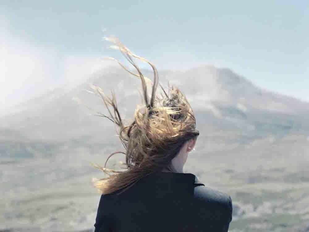 情诉驿站：2018年33句朋友圈经典励志句子,激励正在努力奋斗人们