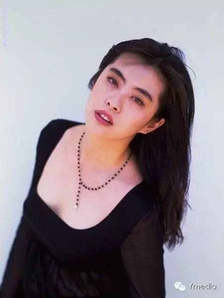 Y理不做都市便利贴女孩从拒绝半丸头开始