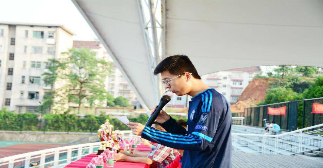 校园8人制足球比赛,清英杯校园足球联赛