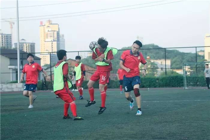 校园8人制足球比赛,清英杯校园足球联赛