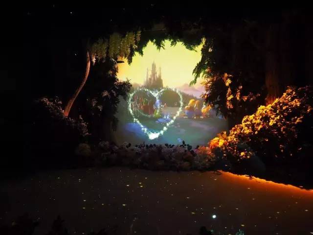 跟着朵拉去探险英文,迪士尼上海儿童游玩攻略