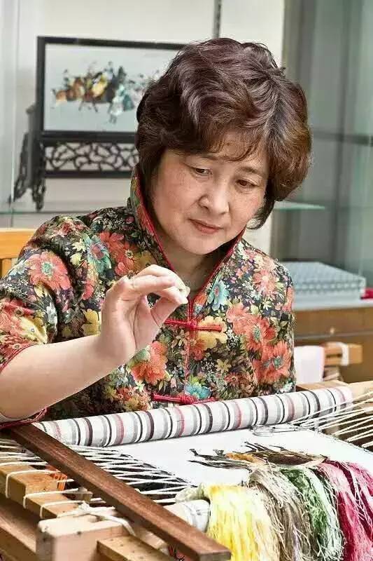 谁是“一只鼎”锡绣精微绣国大师赵红育:在寂寞中守望着中国“爱马仕”