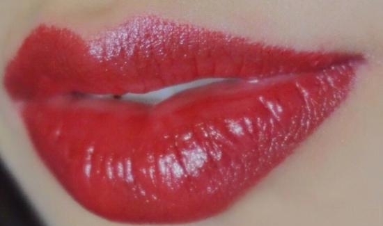 最有气场的姨妈红大牌口红,欧莱加丝绒雾感不沾杯口红姨妈色