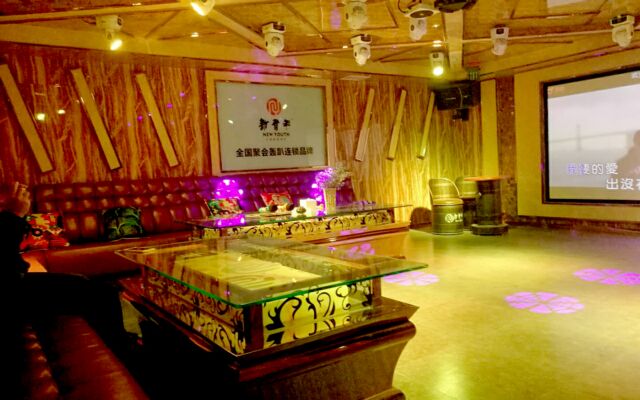 终于找到昆明同学聚会|班级聚会好地方！下次我们去这玩吧！