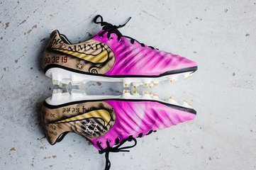 防守型边后卫球鞋推荐足球,球星养成记