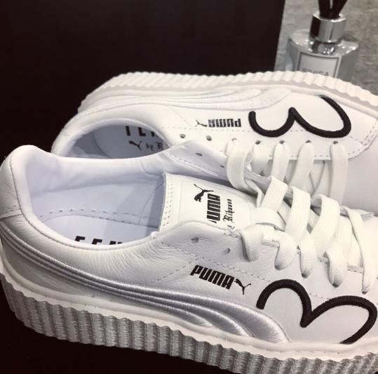 春天到了你穿什么颜色,春天到了你的小白鞋也该换新的