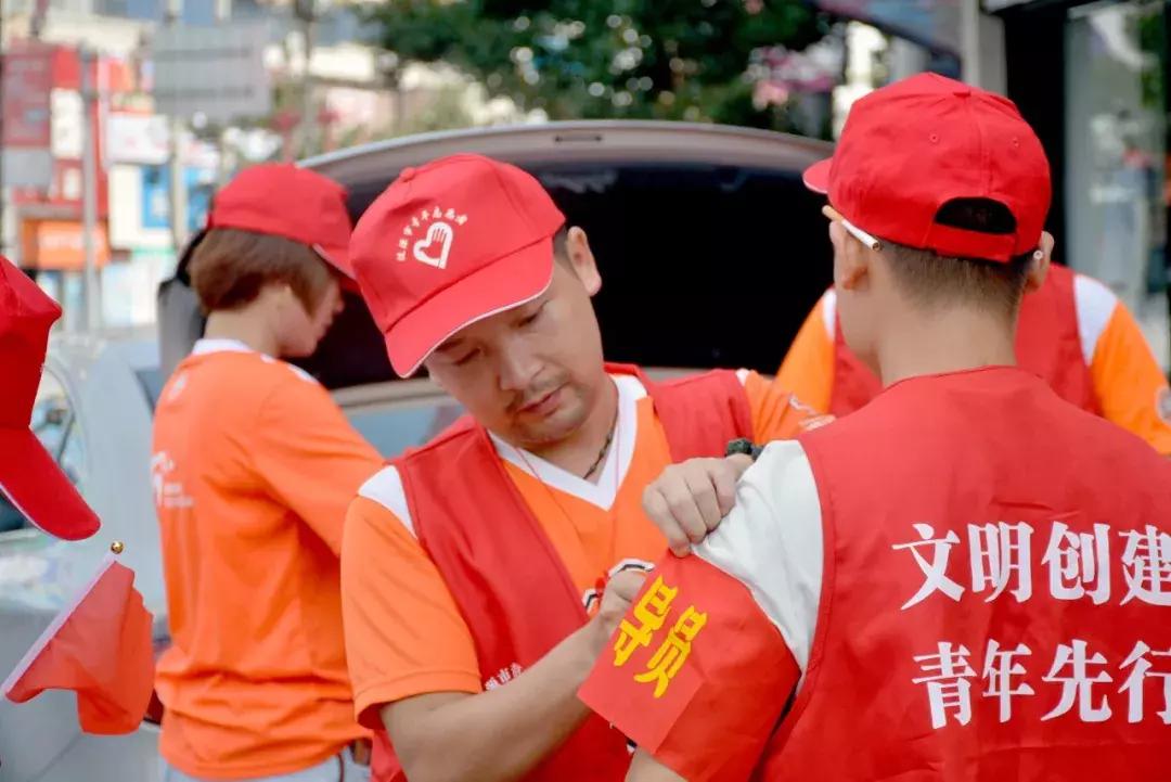 跑者荣耀·年度影响力跑团介绍，第三季