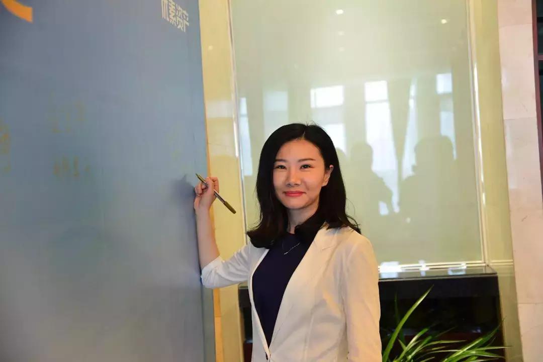 做私募的女孩子是什么样子,做私募的女孩子