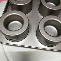 小白兔粉红色草莓蛋糕,粉红色草莓蛋糕