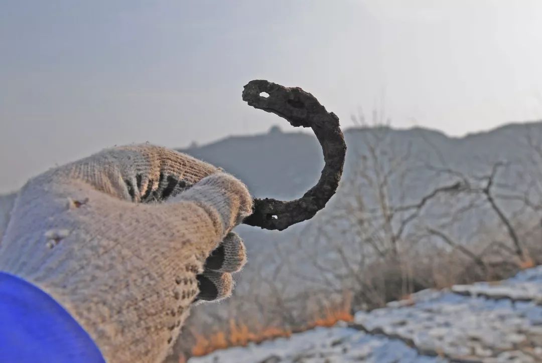 京西古道上的科学擂台：是蹄窝，还是壶穴？|争鸣